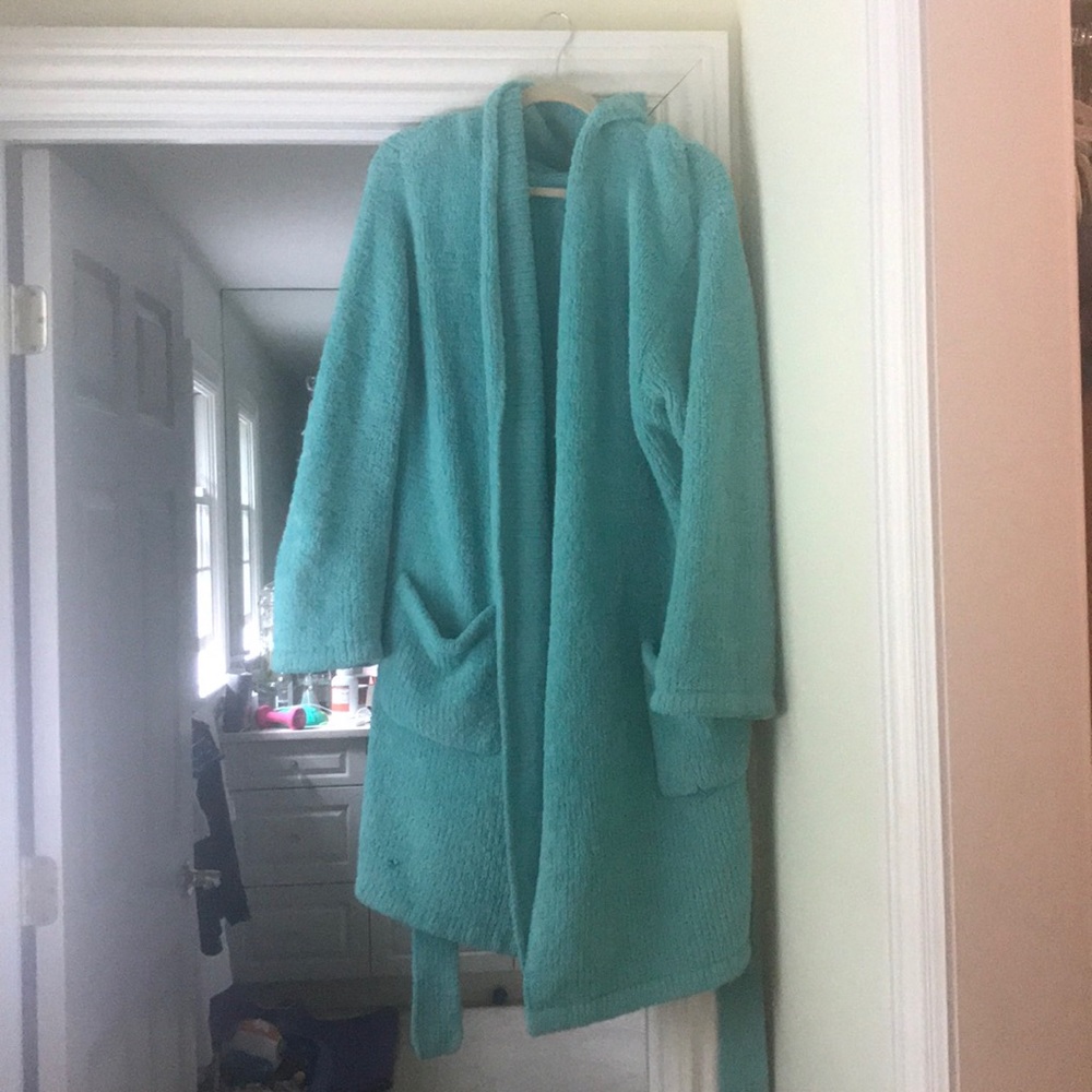 Josie Robe
